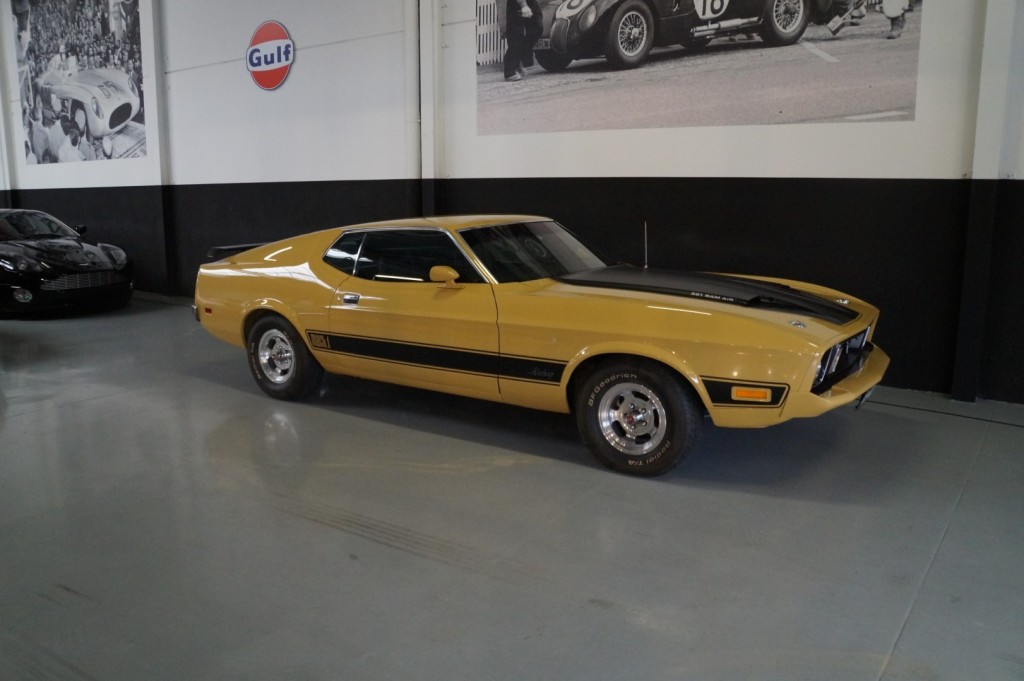 Ford Mustang Mach 1 V8 351 Ram Air - 1972 found on Superclassics
